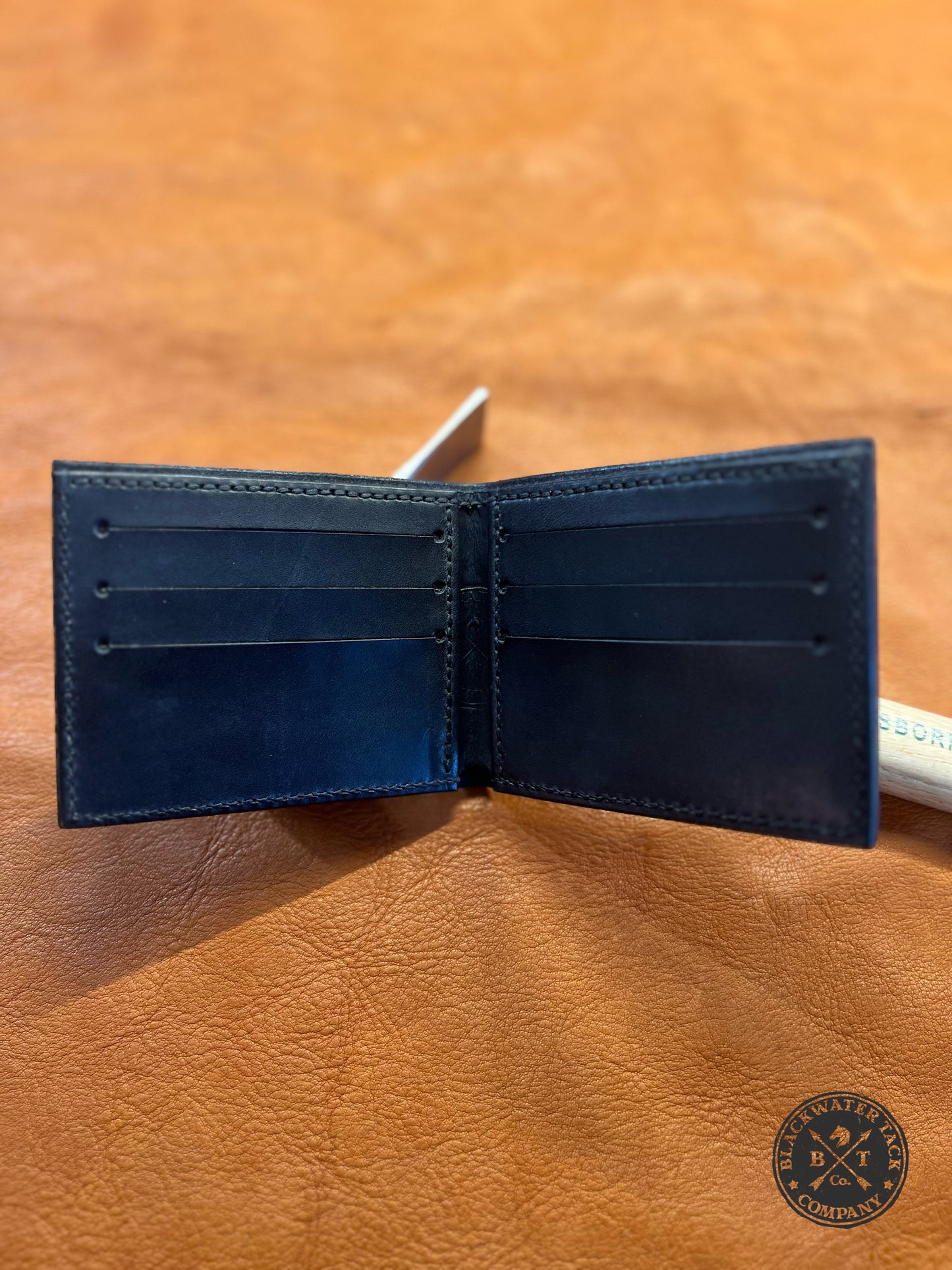 Classic Bi-Fold Wallet - Black